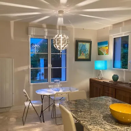 Art - Sur Villa *