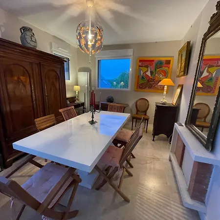 Art - Sur Villa Ver-sur-Mer